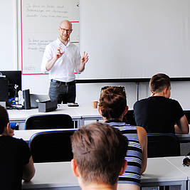 Seminar an der Hochschule für Medien, Kommunikation und Wirtschaft Berlin (Foto: HMKW Berlin)