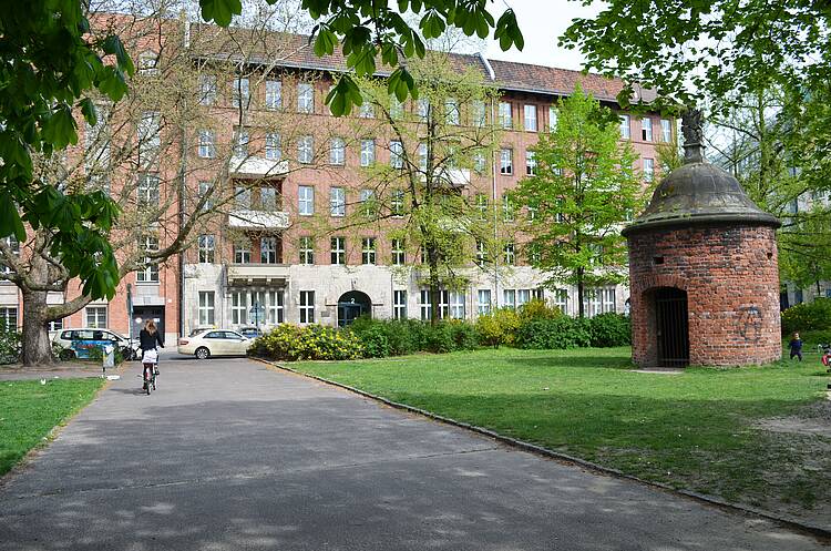 Hochschulgebäude (Foto: Psychologische Hochschule Berlin (PHB)) Foto: Blick auf das Hochschulgebäude der Psychologischen Hochschule Berlin