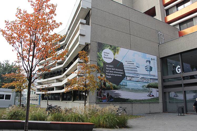 Zentraler Campus (Foto: Berliner Hochschule für Technik) Foto: Eingang des Zentralen Campus