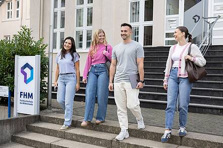 Foto: Studierende der Fachhochschule des Mittelstandes (FHM).