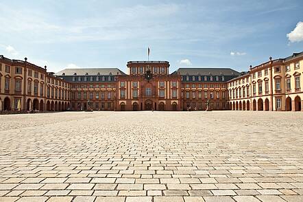 Schloss Universität Mannheim (Foto: Staatliche Schlösser und Gärten Baden-Württemberg)