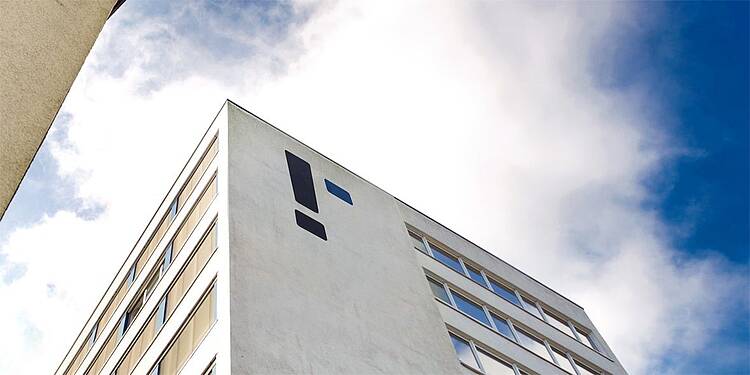 Standort Iserlohn (Foto: Fachhochschule Südwestfalen) Foto: Blick auf das Hochschulgebäude am Standort Iserlohn