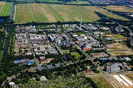 Foto: Luftaufnahme der Universität Bremen mit Gebäuden und Campus