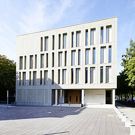 Gebäude der Hochschule für Technik und Wirtschaft Dresden (Foto: Stephan Floss/HTW Dresden)