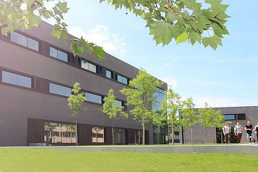 Foto: Blick über den Campus auf die Technische Hochschule Deggendorf