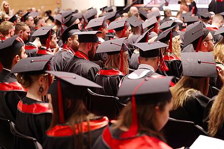 Foto: Graduierte Hochschule für Finanzwirtschaft & Management.