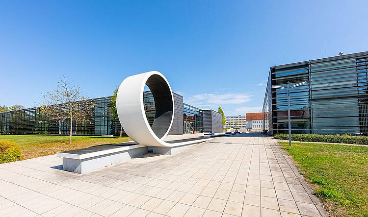 Foto: Looping auf dem Campus der Westsächsischen Hochschule Zwickau.