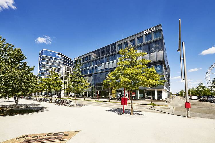 Foto: Gebäude der KLU in Hamburgs HafenCity