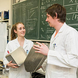 Studierende an der Hochschule Emden/Leer (Foto: Hochschule Emden/Leer)