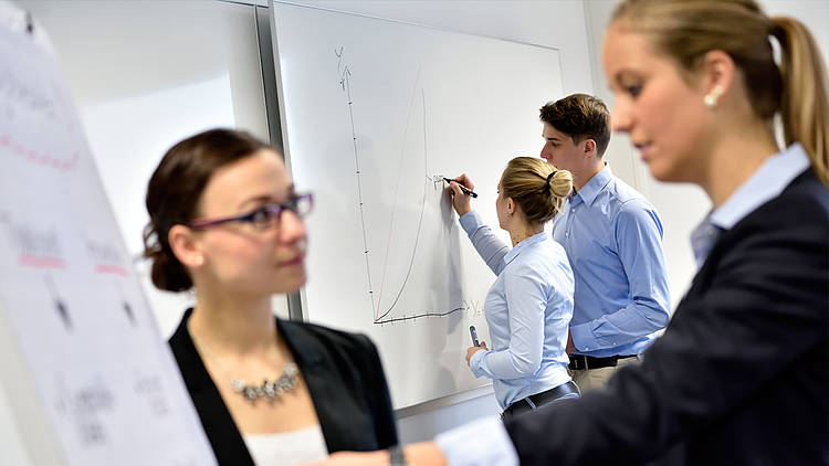 Unterricht an der Hochschule Weserbergland (Foto: Hochschule Weserbergland)