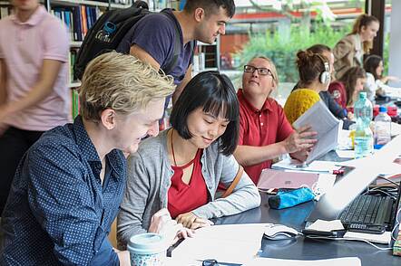 Internationales an der PH Karlsruhe (Foto: Fabry; Pädagogische Hochschule Karlsruhe)
