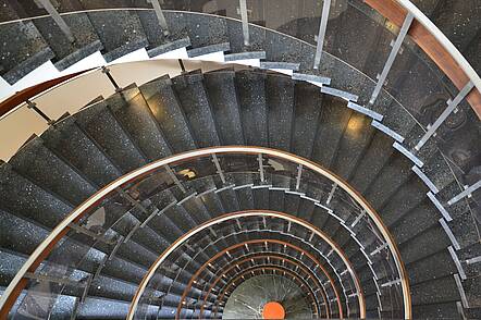 Treppenhaus TH Nürnberg (Foto: Jasmin Bauer/Technische Hochschule Nürnberg Georg Simon Ohm)