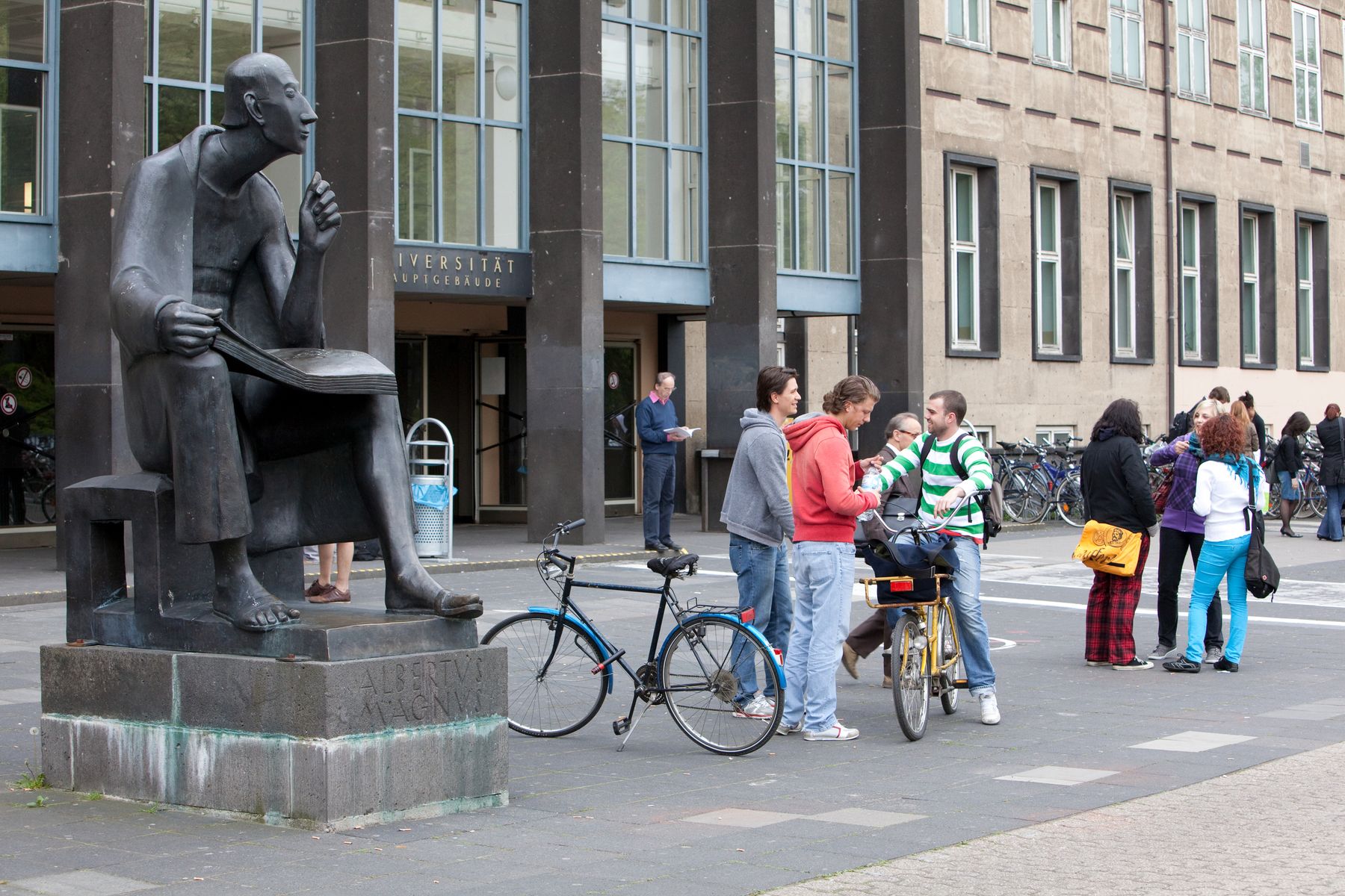 [Translate to English:] Hauptgebäude der Universität zu Köln (Foto: Aleksander Perkovic/Universität zu Köln)